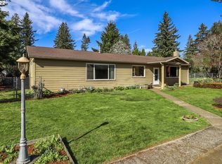 18136 Seaman Ave, Sandy, OR 97055