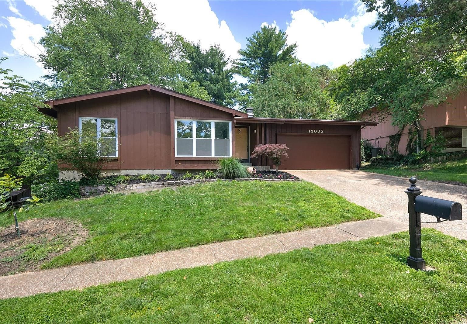 12035 Craig View Dr, Saint Louis, MO 63146 | Zillow