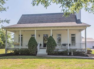 1220 Rosebower Church Rd, Paducah, KY 42003