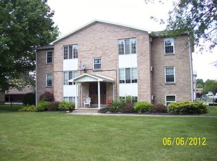 1998 Mathews Rd APT 2, Youngstown, OH 44514
