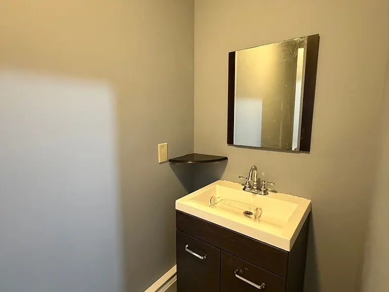 71 Williams St #C — Photo 7