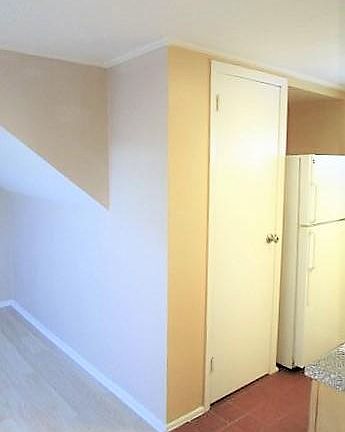 3rd image of 21 Woodruff Ct