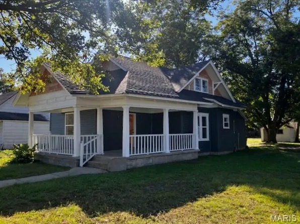 300 S Main St, Gideon, MO 63848