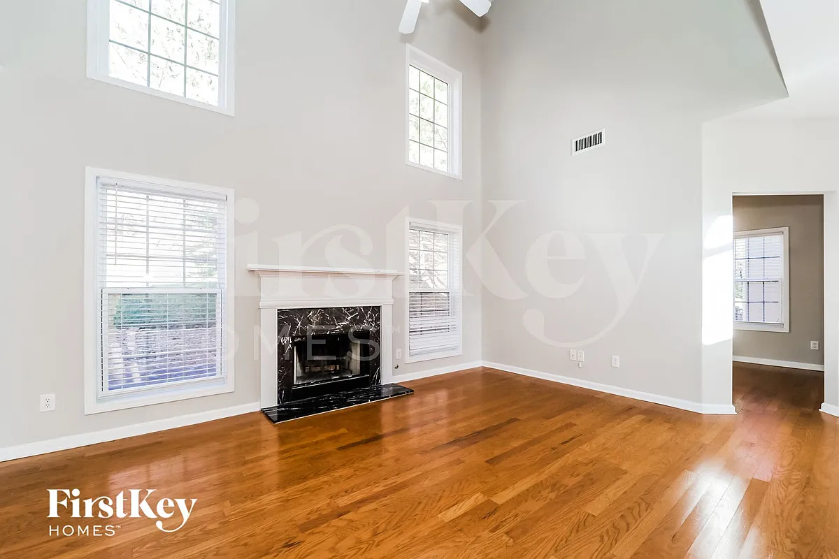 Building Photo - 5811 Buckner Creek Dr