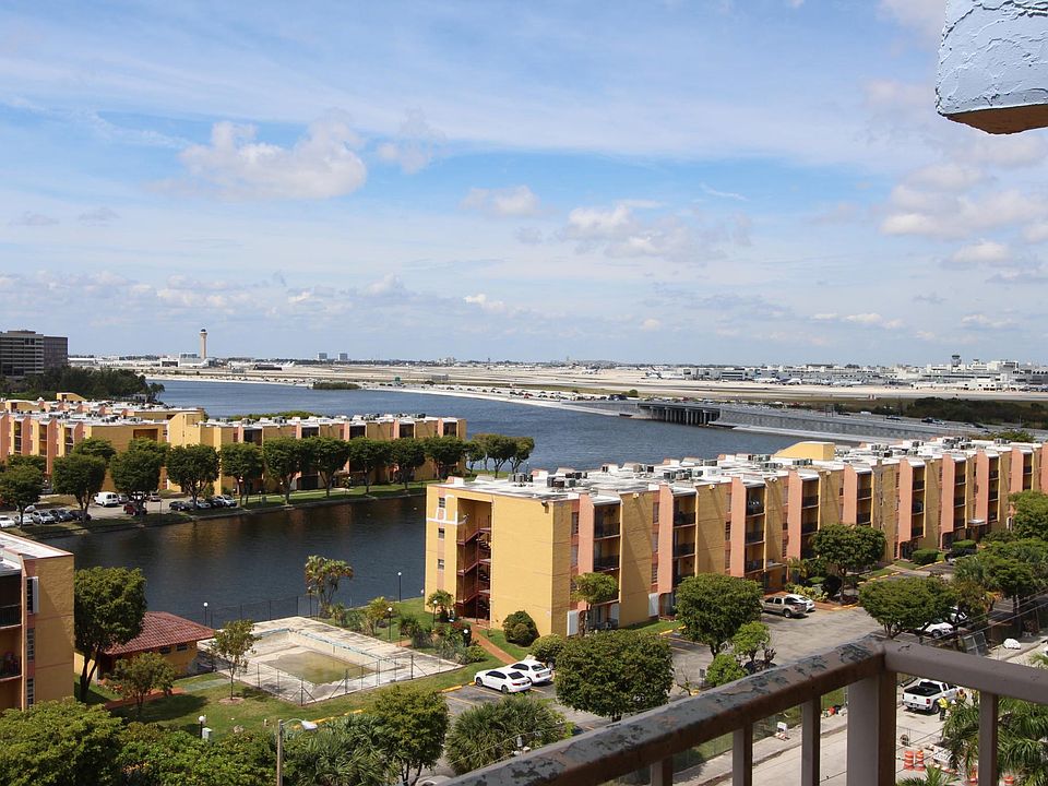 1st image of 4550 NW 9th St APT 408E