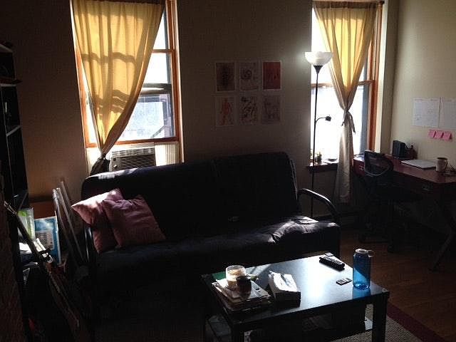 2nd image of 471 Massachusetts Ave APT 4-2