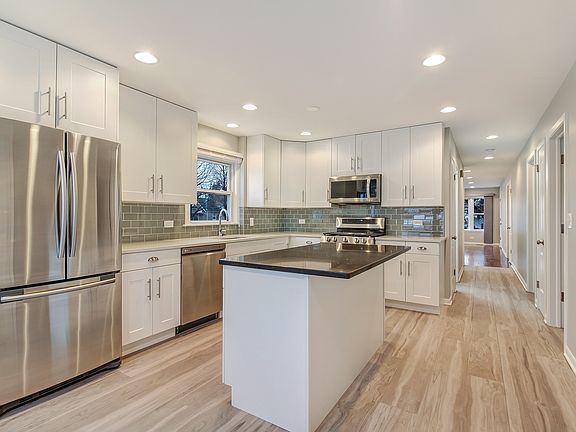 4th image of 3259 S 61st Ave #2