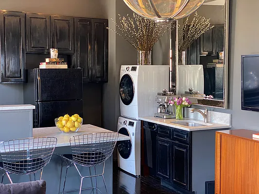 Rented by Compass | media 10