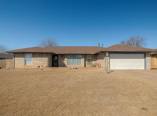 12505 Springwood Dr, Oklahoma City, OK 73120