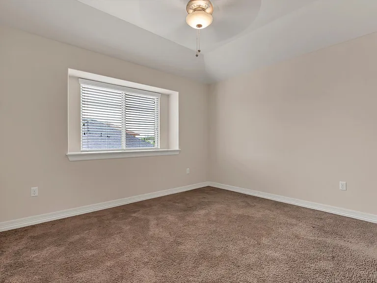 7008 Hester Rd — Photo 14