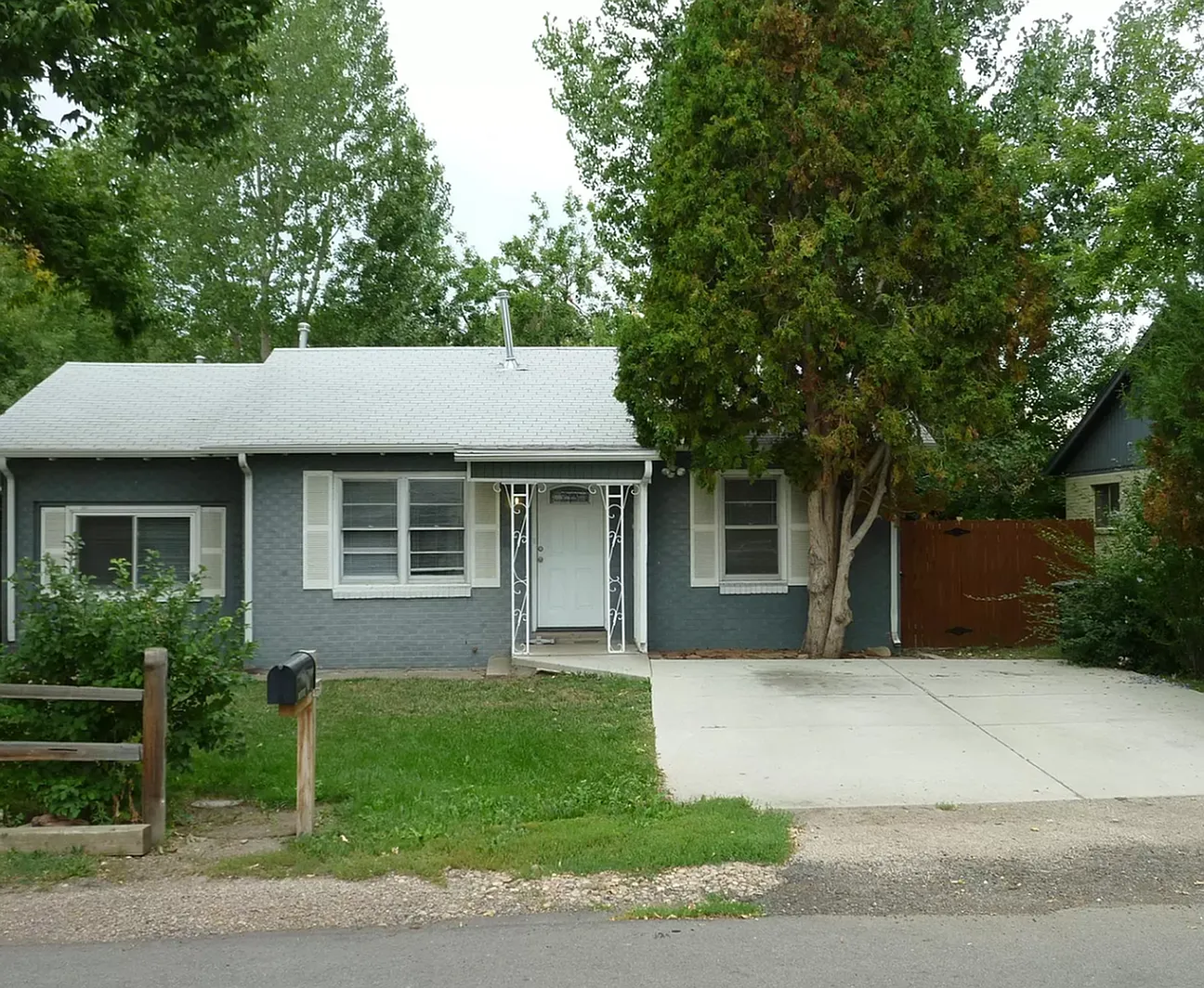1385 Yukon Street — Photo 2