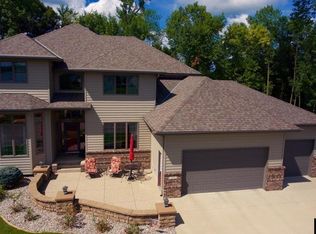 1050 Sarah Cir, Madison Lake, MN 56063