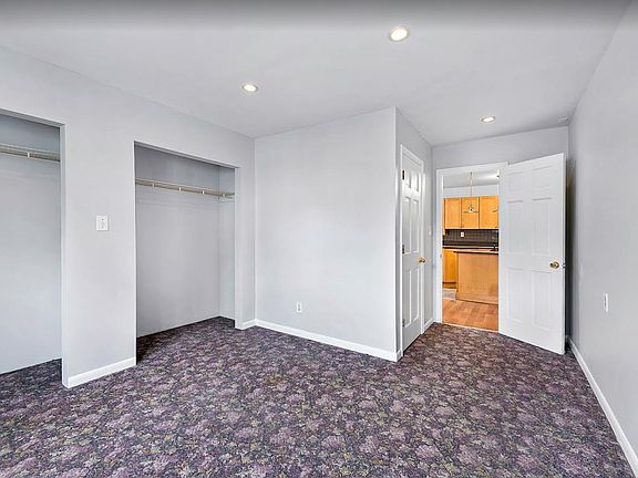 5th image of 15860 Lexington St