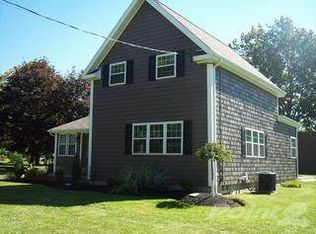 70 Berry Rd, Fredonia, NY 14063