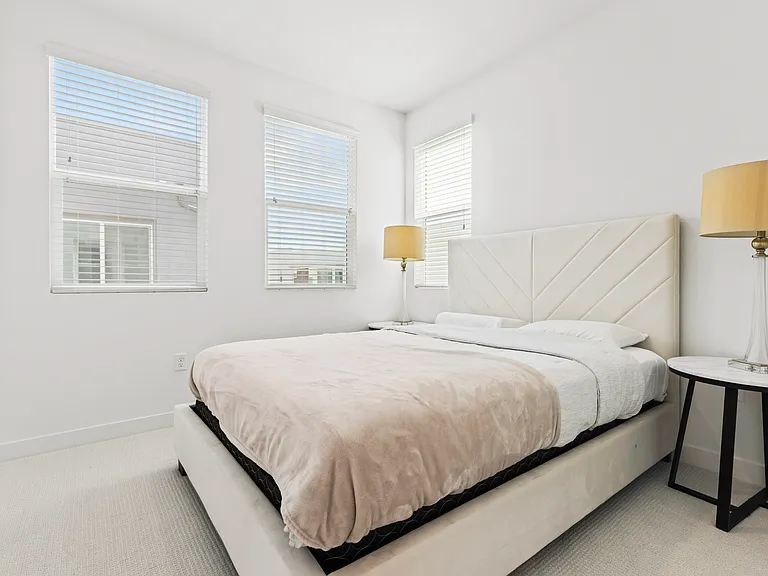 609 S Lyon St — Photo 26