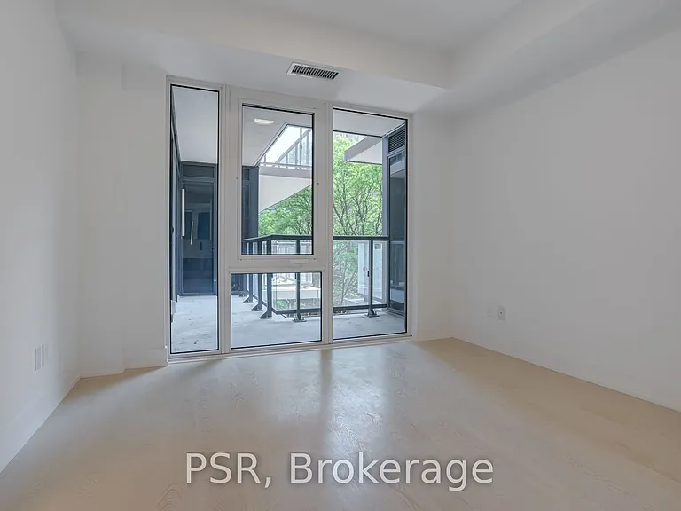 308 Jarvis St #422 — Photo 26