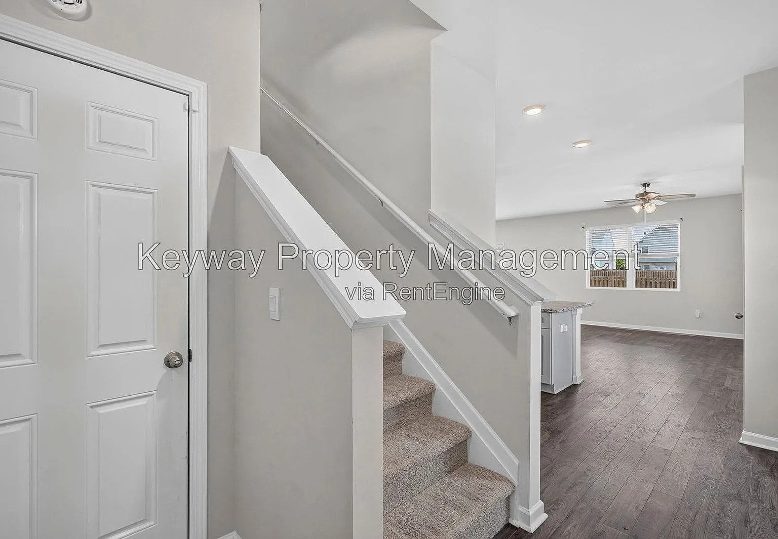 4 bed, 2.5 bath, 2176 sqft, $1,935 — Photo 3