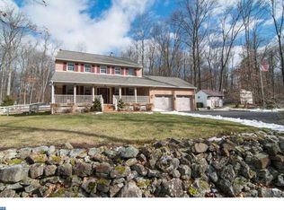 2863 Hauck Rd, Green Lane, PA 18054