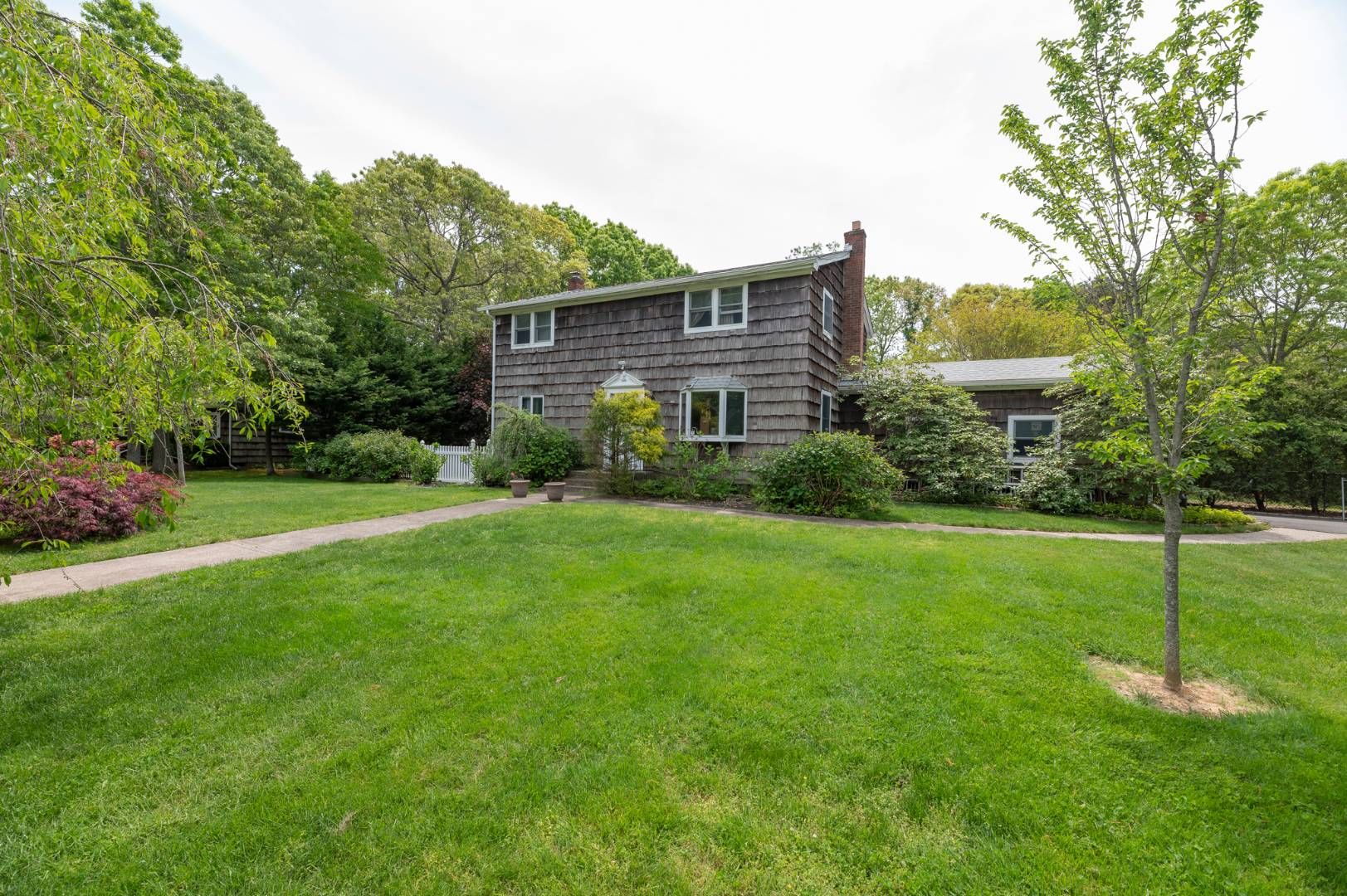 19 Pine Tree Ln in East Quogue Out East