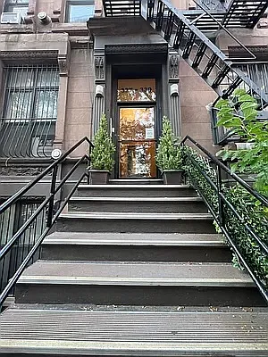 Rented by Oxford Property Group | media 19