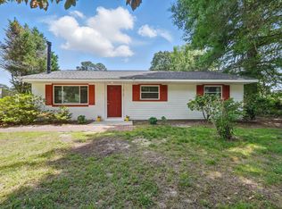 3127 N Riverside Dr, Lanexa, VA 23089