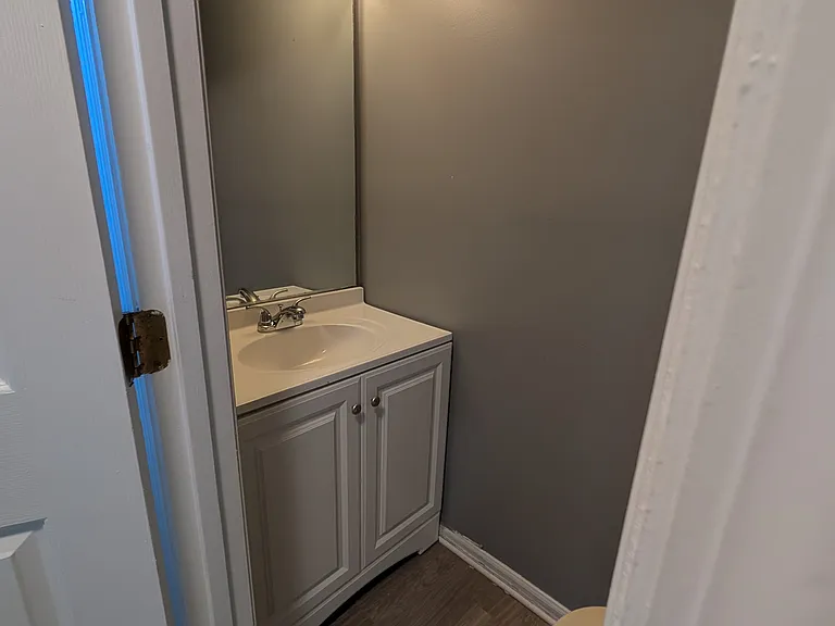 5520 Bringle Ct — Photo 4