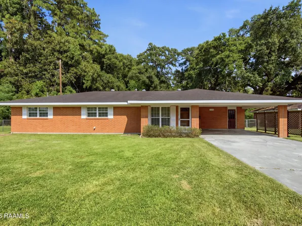 203 Thomas Nolan Dr, Lafayette, LA 70508