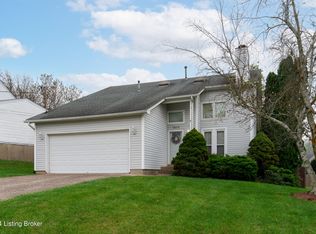 7615 Blue Boy Pl, Louisville, KY 40291