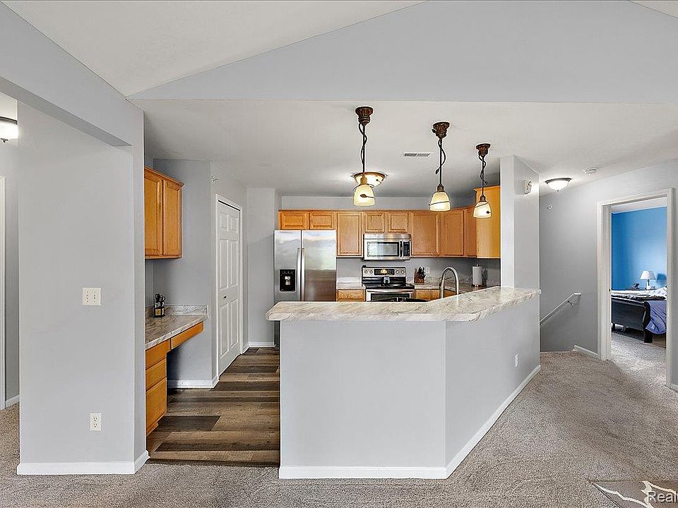 27204 Chantel Dr, photo 15