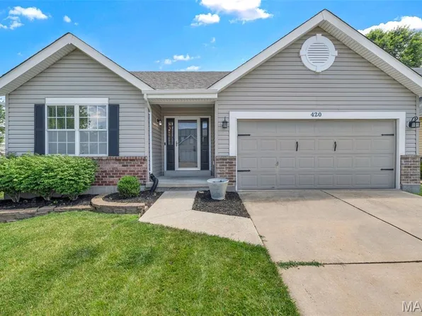 420 Briarchase Pl, Lake Saint Louis, MO 63367