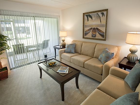 Classic Style Living Room