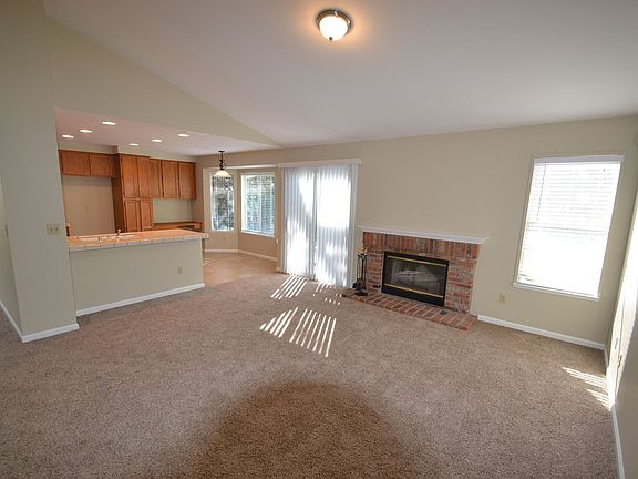 4th image of 8228 Danbury Park Ct