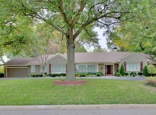 6501 Aberdeen Rd, Mission Hills, KS 66208