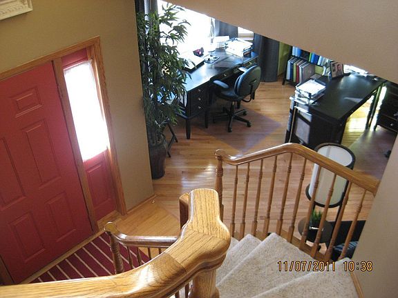 2nd image of 1699 Wedgewood Dr NE