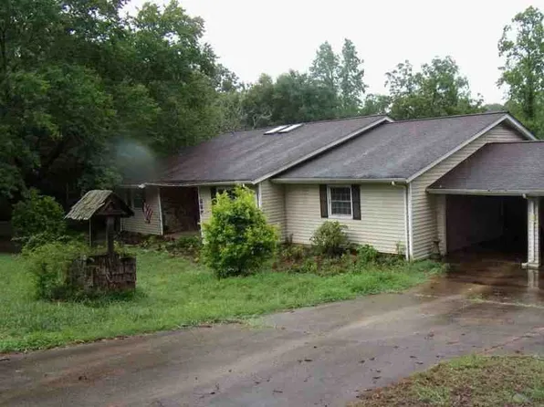 104 Wedgewood St, Shelby, NC 28150