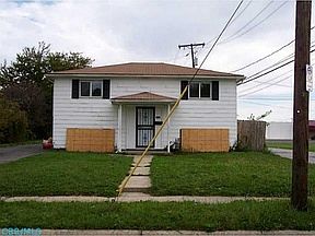 1st image of 2142 Woodland Ave