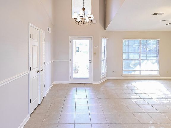 5th image of 7187 Atterbury Cir E
