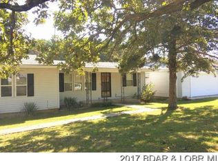 72 Vfw Rd, Eldon, MO 65026