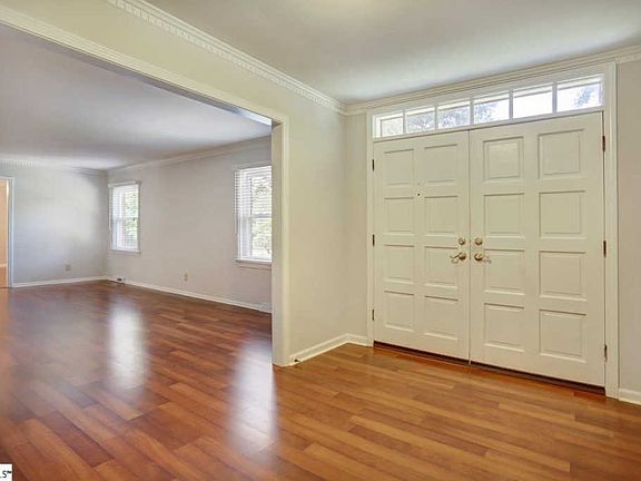 2nd image of 101 Cape Charles Dr