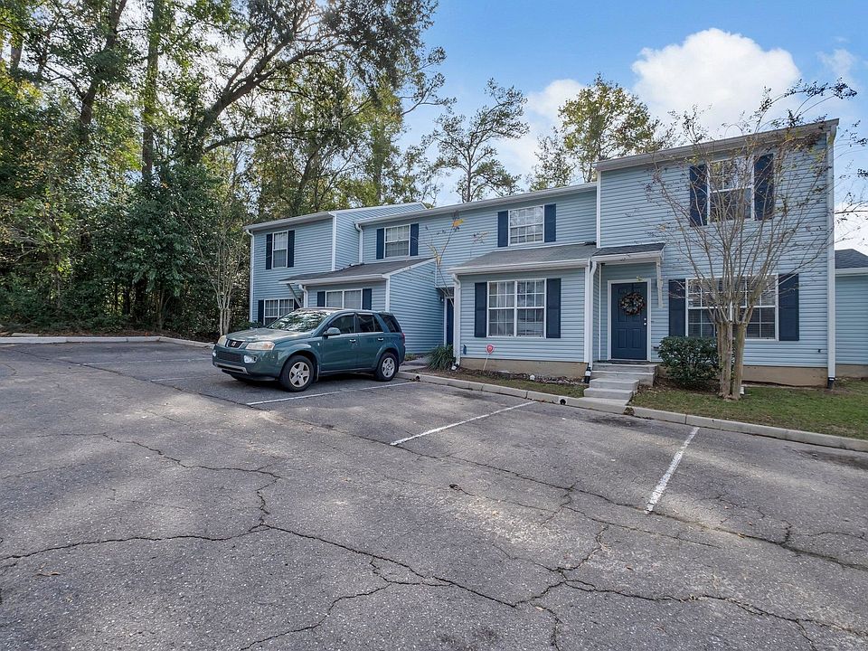 1st image of 2188 Timberwood Cir N