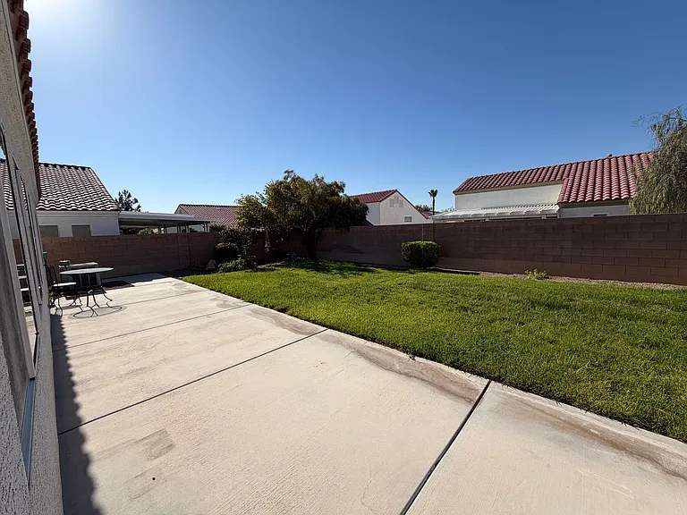 2139 Meadow Green Ave — Photo 29