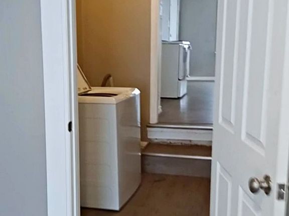 4th image of 2908 NW Prentice Ave