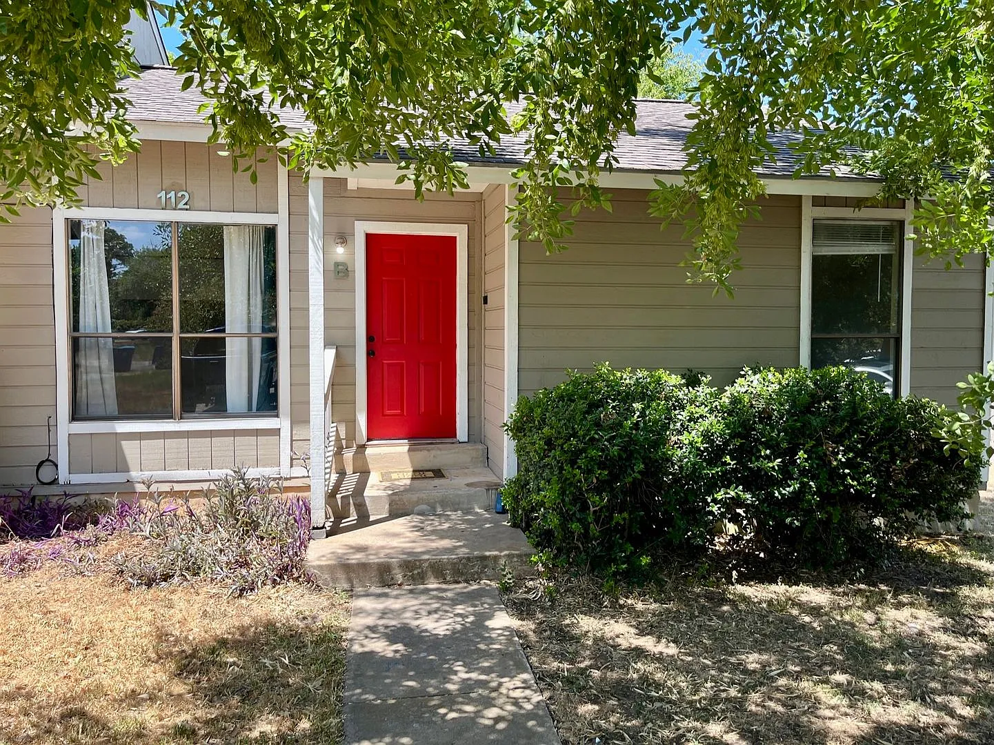 112 Hillside Cove — Photo 1