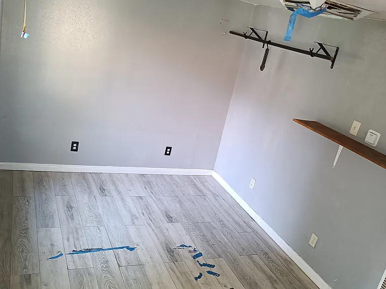 9305 E Avenue R10 — Photo 3