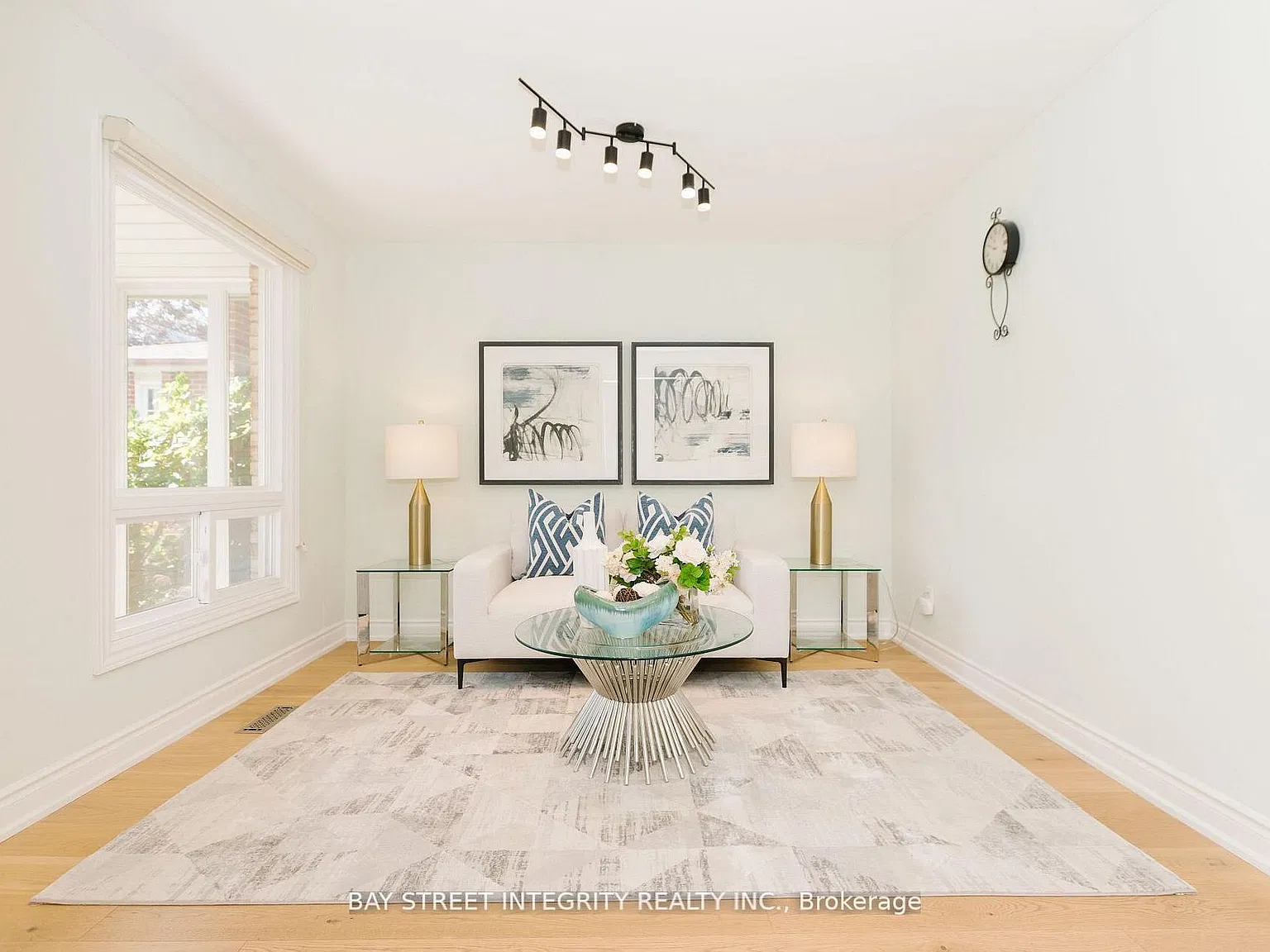 5 bed, $4,000 — Photo 4