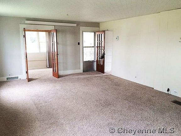2nd image of 404 Market St
