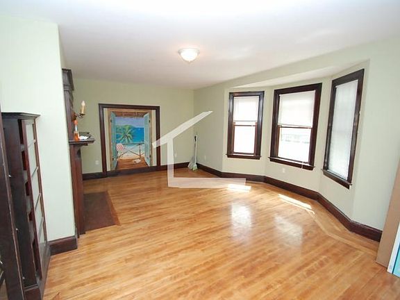 5th image of 58 Englewood Ave #1MA