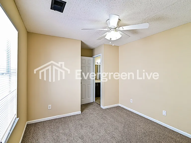 130 Curvewood Rd — Photo 9
