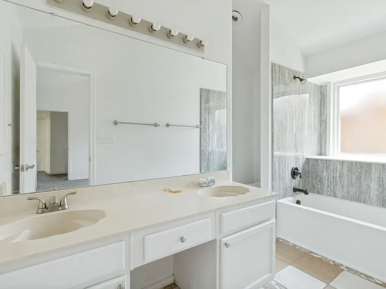 2218 Fuqua Rd — Photo 17