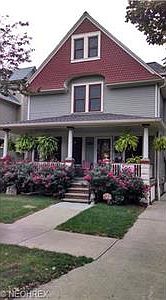 1st image of 1806 W 58th St